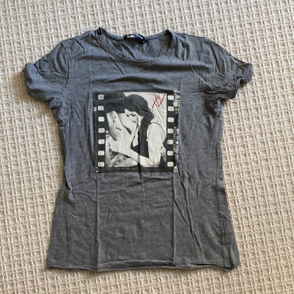 D&G cotton tshirt with an appliqué in size 42
